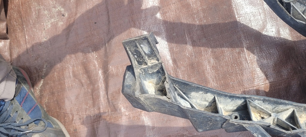 фото №10, Hyundai i10 i 08- pas передний усилитель передний // 477