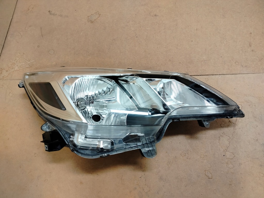 фото №12, Mitsubishi space star ii обычная лампа правая левая