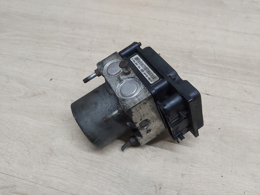 Toyota corolla verso ii 04-08r насос abs блок керування 44510-0f010 Ціна