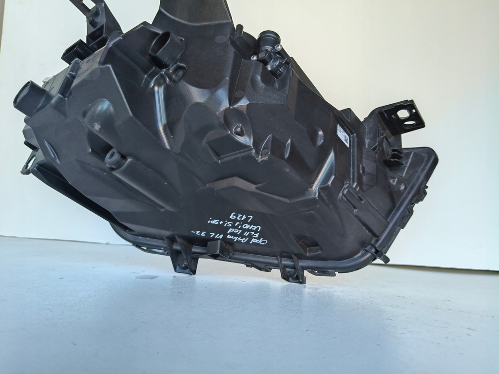 фото №10, Лампа левая фара opel astra vi l 22- full led