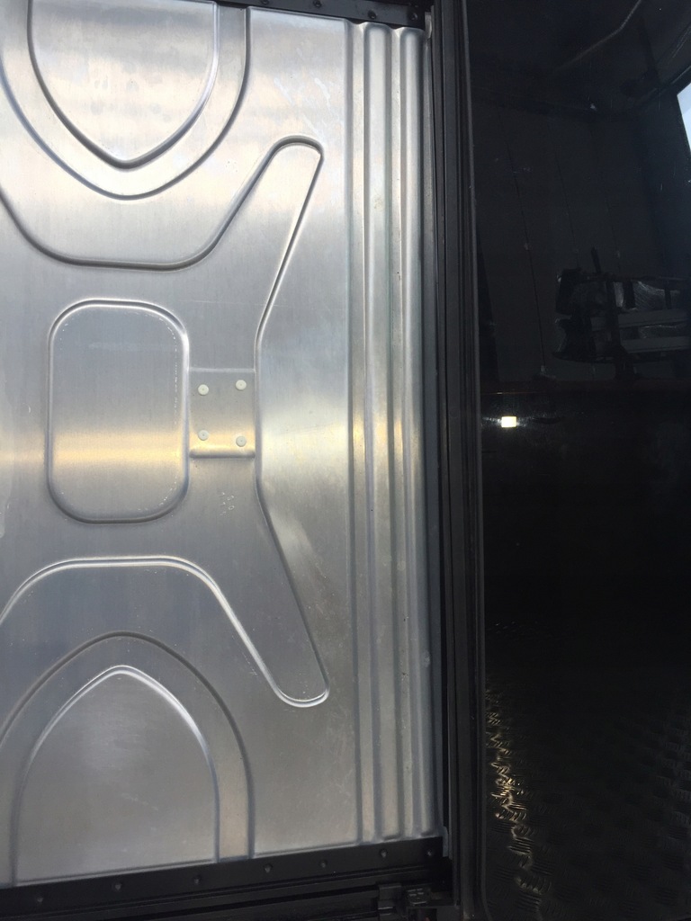 фото №6, Bmw e60 люк