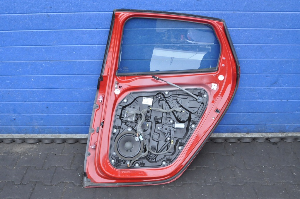 фото №9, Volvo v40 ii дверь правый задняя задние