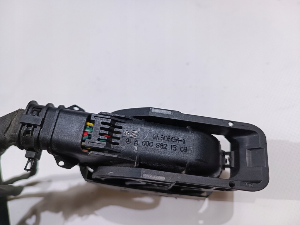 фото №7, Штекер колодка насоса abs dodge durango 2014-