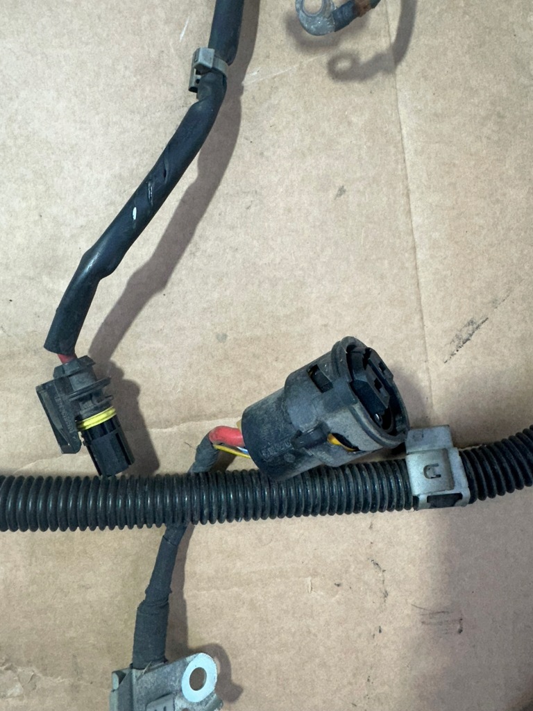 Шланг генератора, электропроводка генератора, кабель mercedes s klasa w222 Недорого