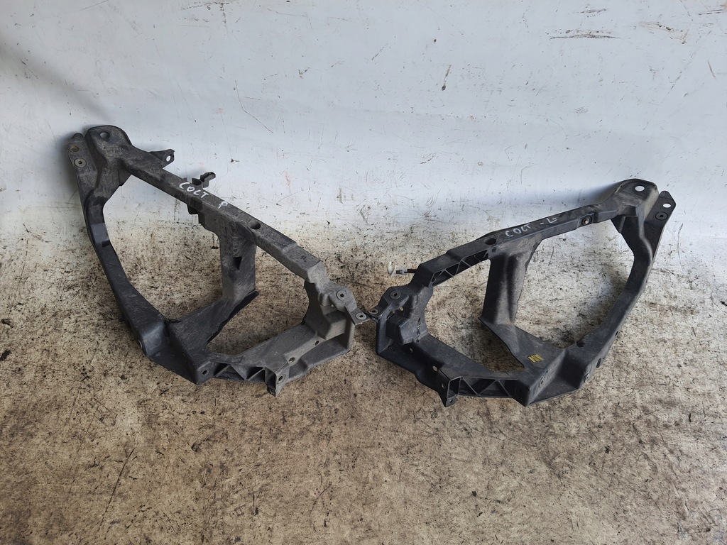 фото №1, Mitsubishi colt 04-08 панель фары правый