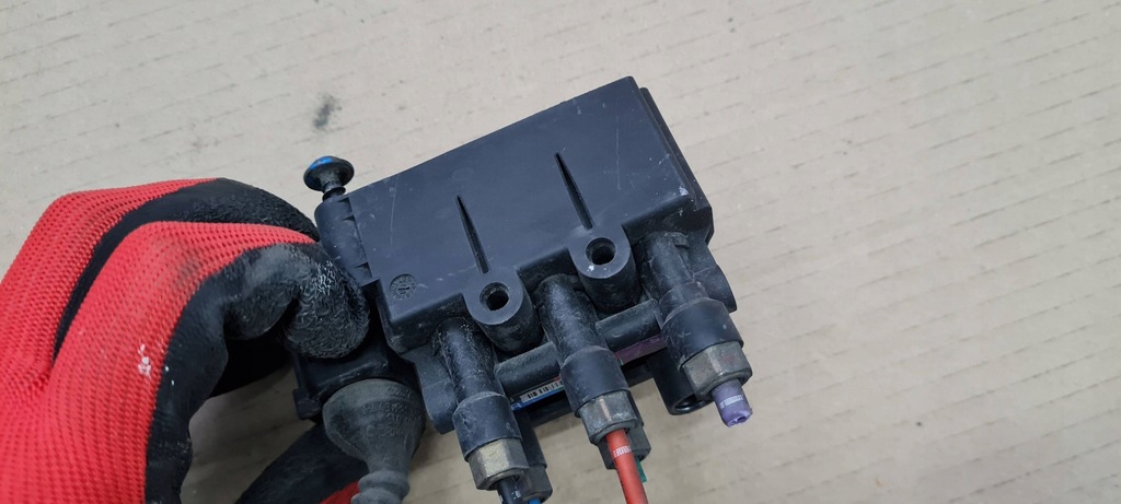 фото №9, Sq5 80a q5 распределитель пневматика блок подвеска 80a616013a