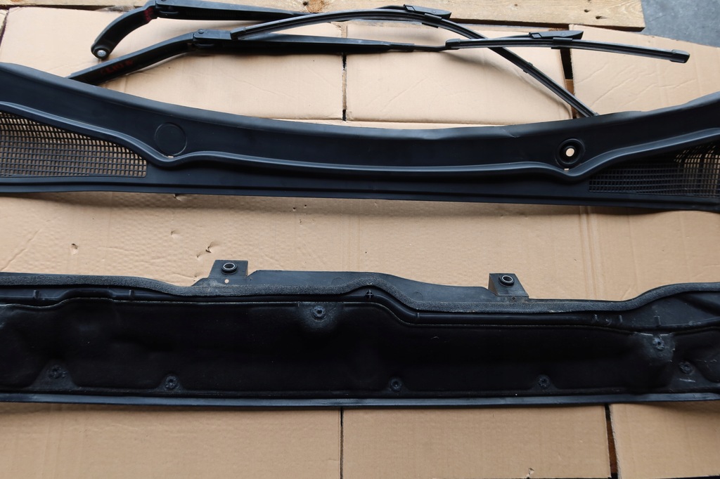 фото №8, Жабо верхній нижні двірники clio iv