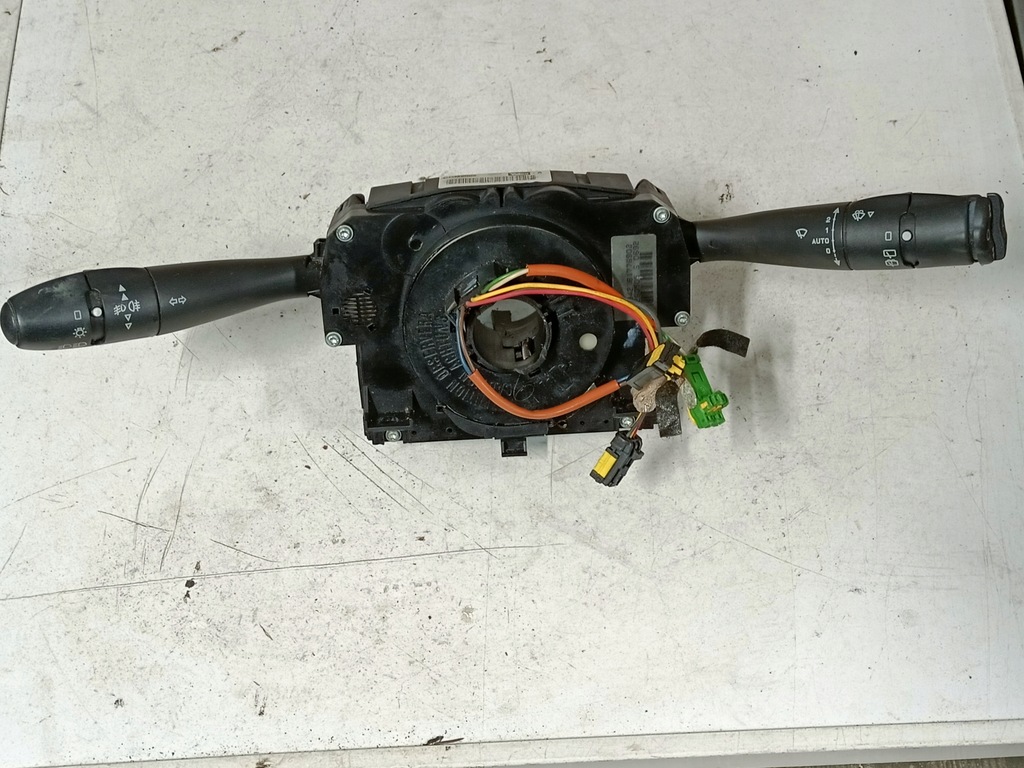 фото №1, Переключатель комбинированный citroen c3 i 96576781xt