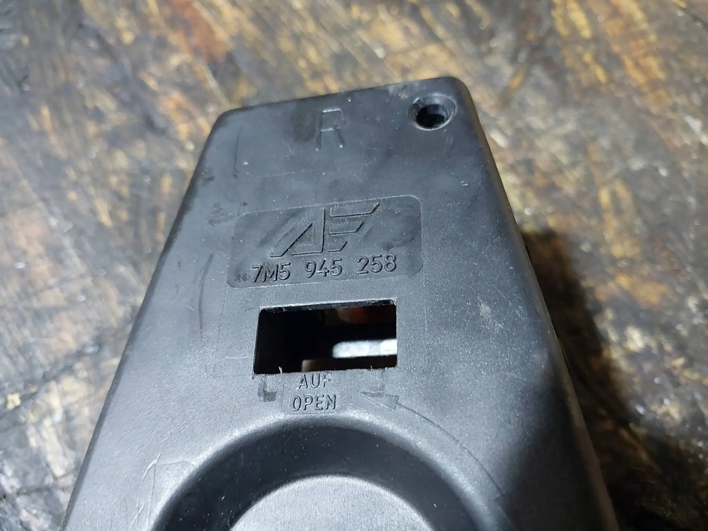 фото №11, Вкладиш лампи правий задній задня ford galaxy 7m5945258