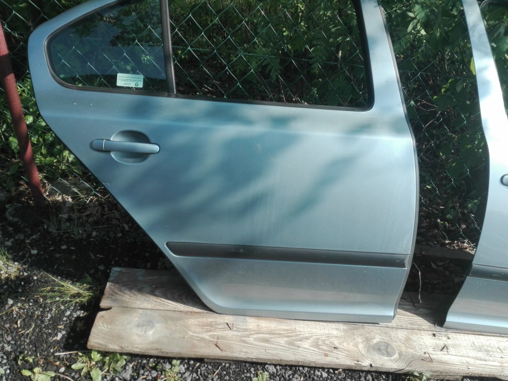 фото №1, Двері правий задня skoda octavia ii 9151