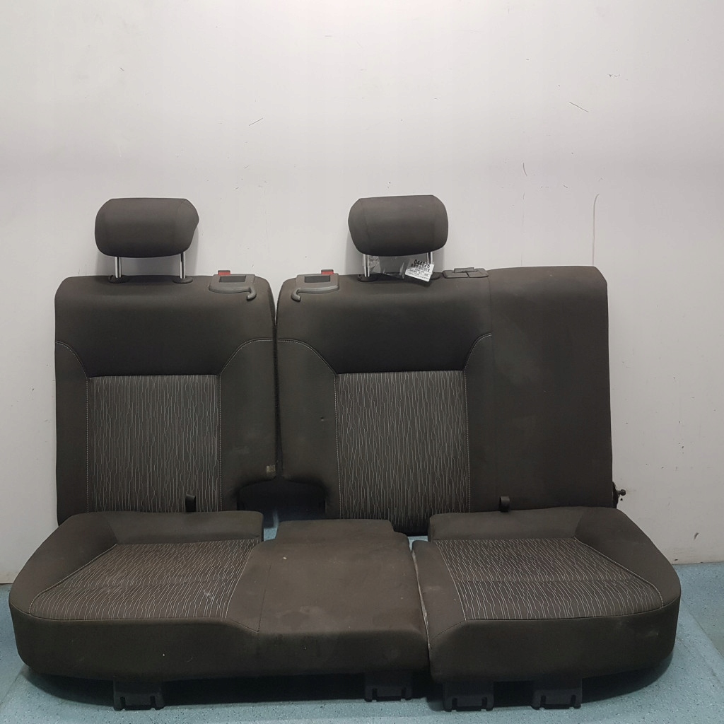 фото №1, Opel astra j lift kombi заднє сидіння задня