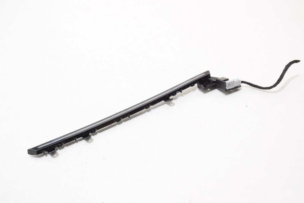 фото №1, Bmw 7 i7 g70 молдинг лента led амбие́нтное освещение панели приборной панели