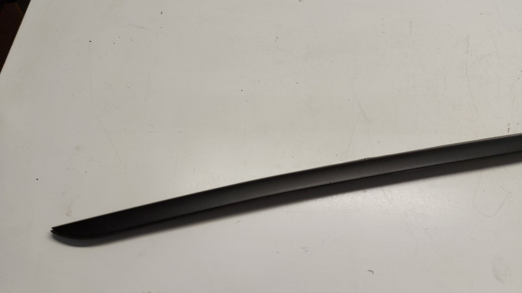 фото №10, Peugeot 5008 i молдинг стекло лобовое