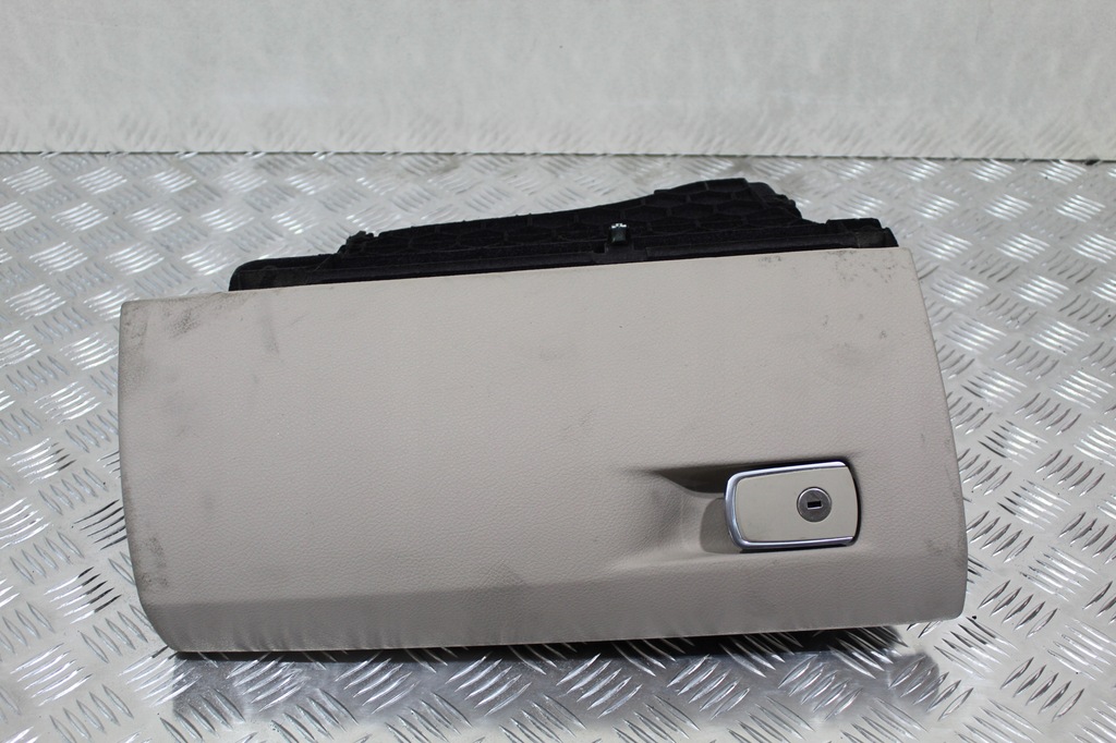 фото №1, Бардачок консоли bmw 3 gt f34 lift