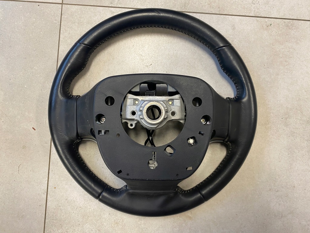 фото №12, Lexus ct 200h воздуховод кожа gs131-13390