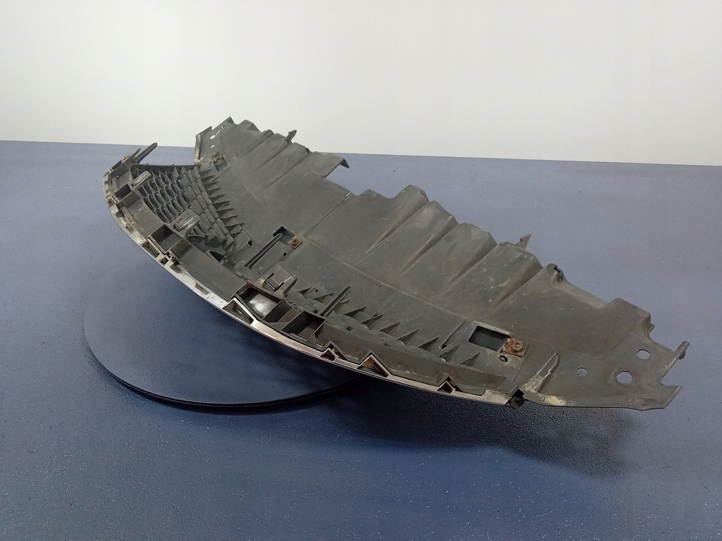 фото №7, Mazda mpv ii lw lift 03- решётка радиатора решётка радиатора le43b0712