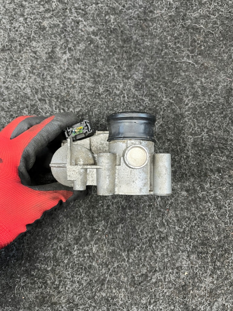 фото №8, Smart fortwo i 0.6 дроссельная заслонка a1601410225