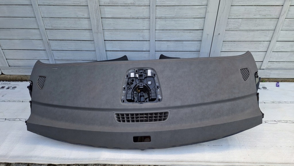 фото №1, Mercedes eqe w295 w297 панель  панель приладів.