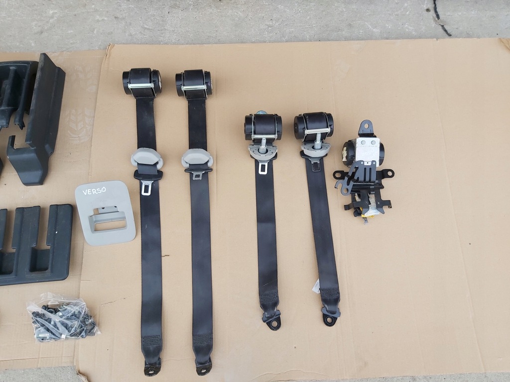 фото №5, Toyota verso 09 сидіння заднє сидіння задня van ремені