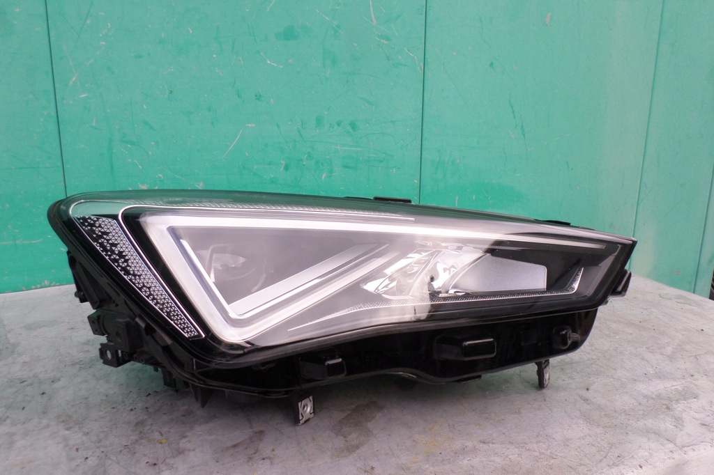 фото №1, Seat tarraco лампа права full led euro