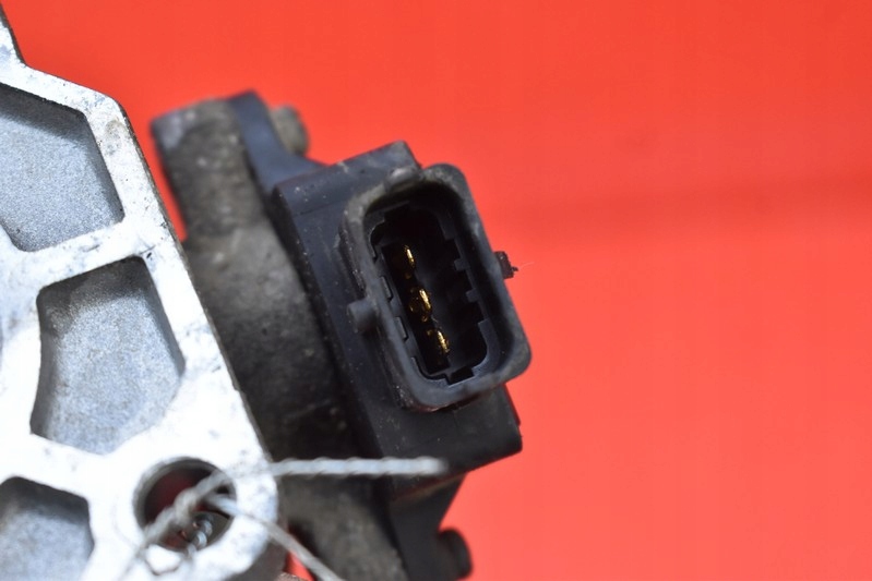 фото №8, Дроссельная заслонка 35170-22600 hyundai getz 1.3 12v 82 km 02-05