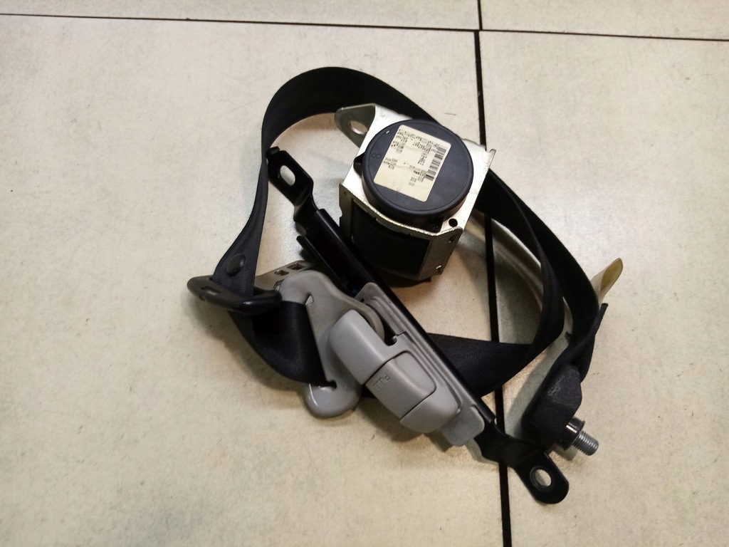 фото №1, Pas безпеки правий перед mazda 3 1.6 tdci