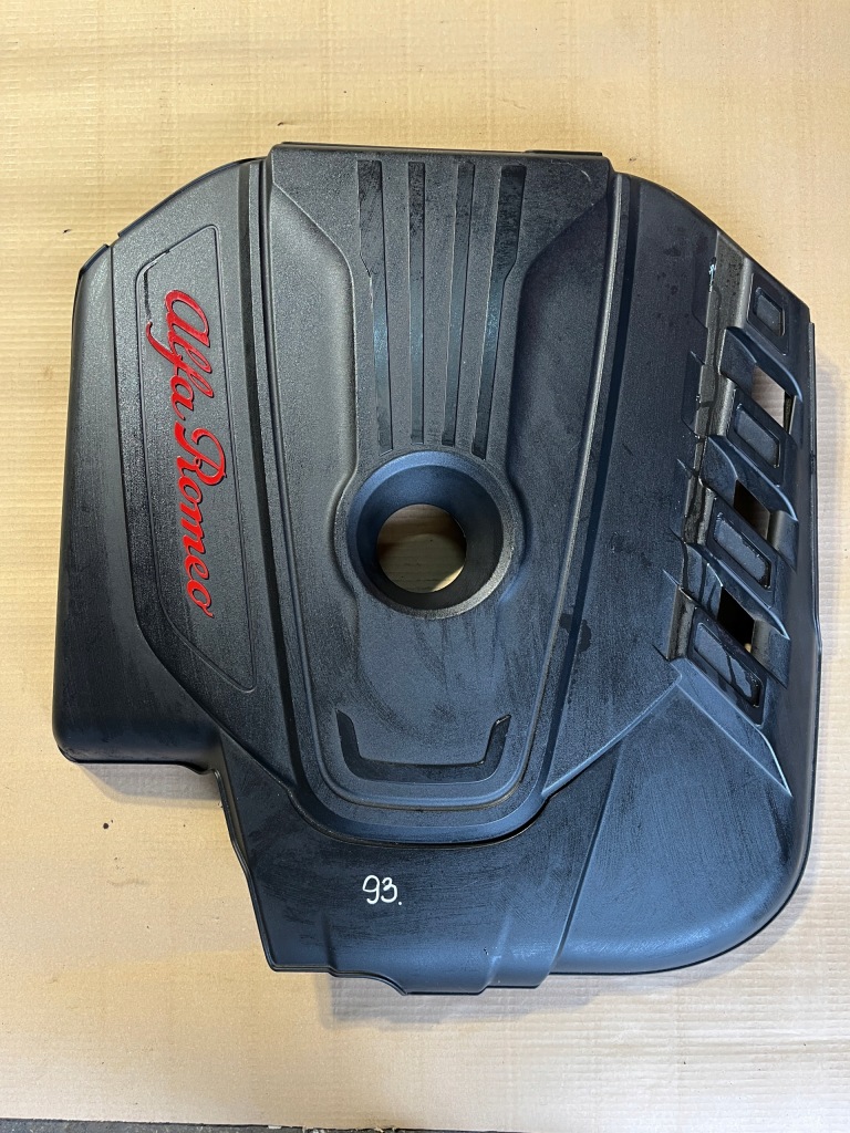 фото №1, 93 alfa romeo stelvio giulia 2.2d захист двигуна верхній кришка na двигун