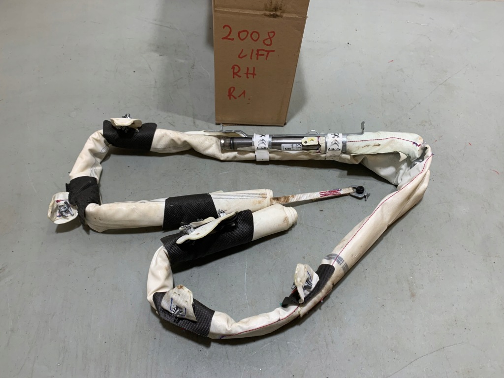 Купить Peugeot 2008 2 рестайлинг  подушка безопасности шторка безопасности правый  оригинал европа