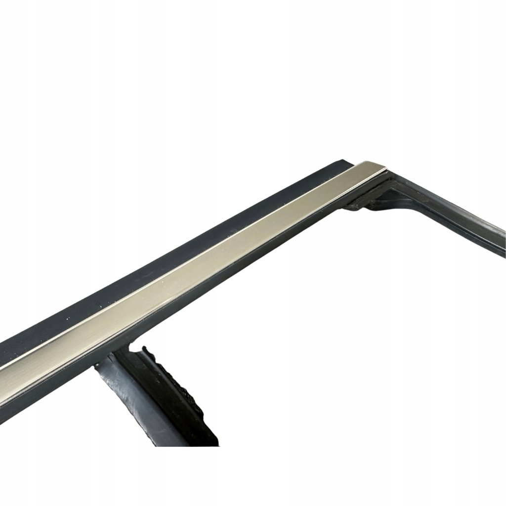 фото №4, Volvo v60 i lift 10-13 хром прокладка дверь левый задняя 31253314