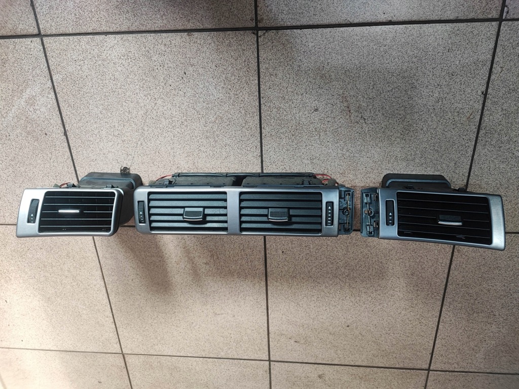 фото №1, Решётка решётки обдув перед audi a6 c5 комплект