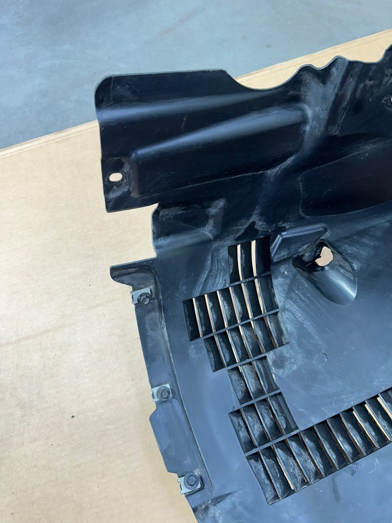 фото №13, Подкрылок правый перед, правое передние, защита mercedes w247, glb, x247