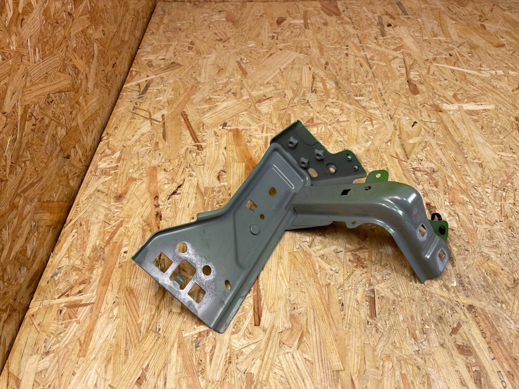 Кронштейн кронштейн поперечина передній правий renault twingo iii 625123299r 14- Київ