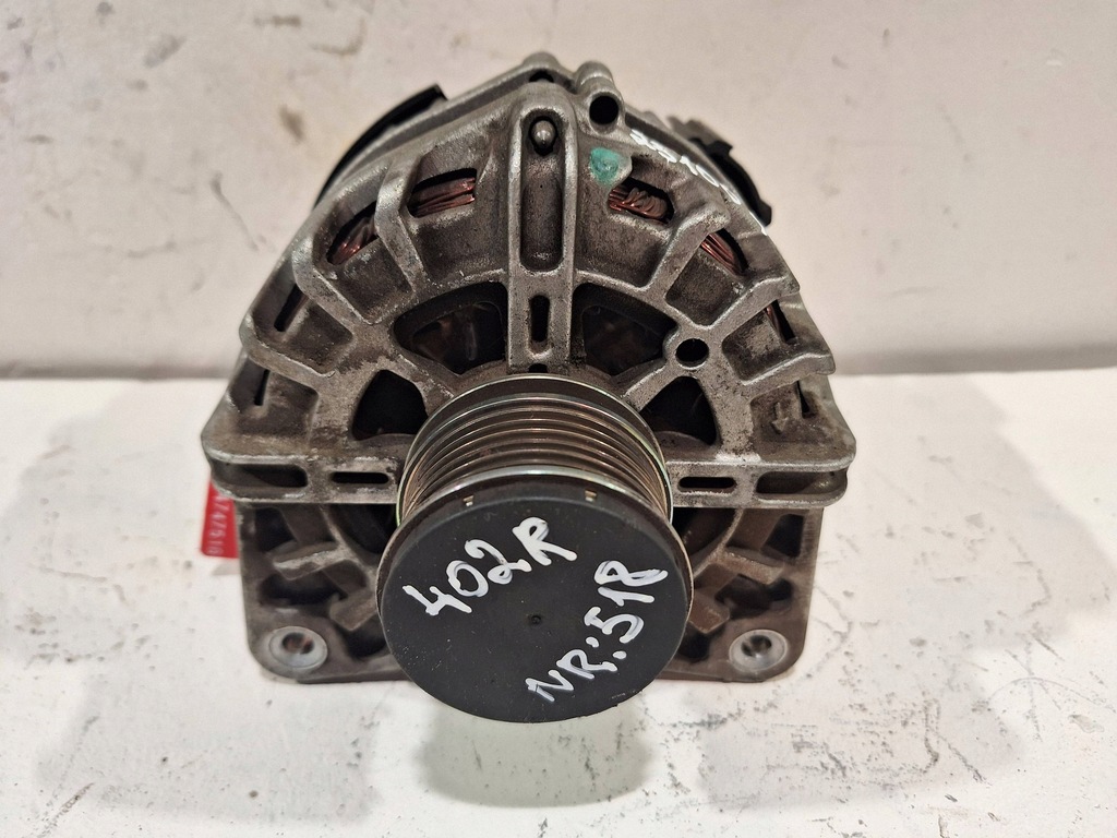 фото №1, Генератор 231004402r renault clio v 1.5 blue dci 19-