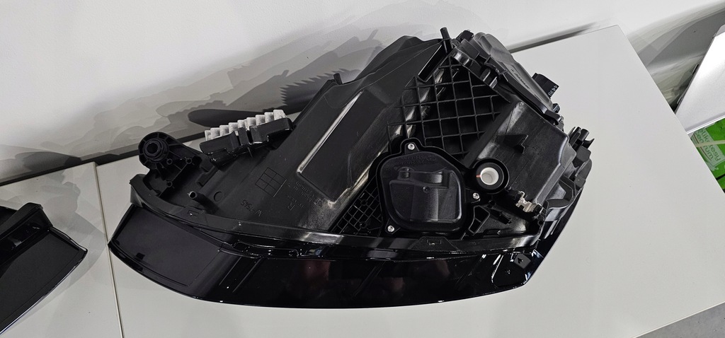 фото №12, Лампа фара передний левый правый audi a7 c8 4k8 matrix перед full led