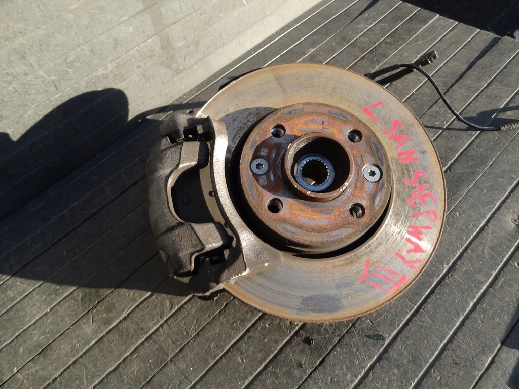 фото №1, Dacia sandero stepway ii 2021 1,0 tce поворотний кулак передня ліва оригінал