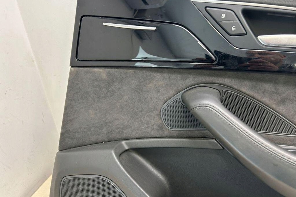 фото №7, Обшивка задніх правих двері audi a8 d2 4d2, 4d8 4h4868068 4.0l бензиновий