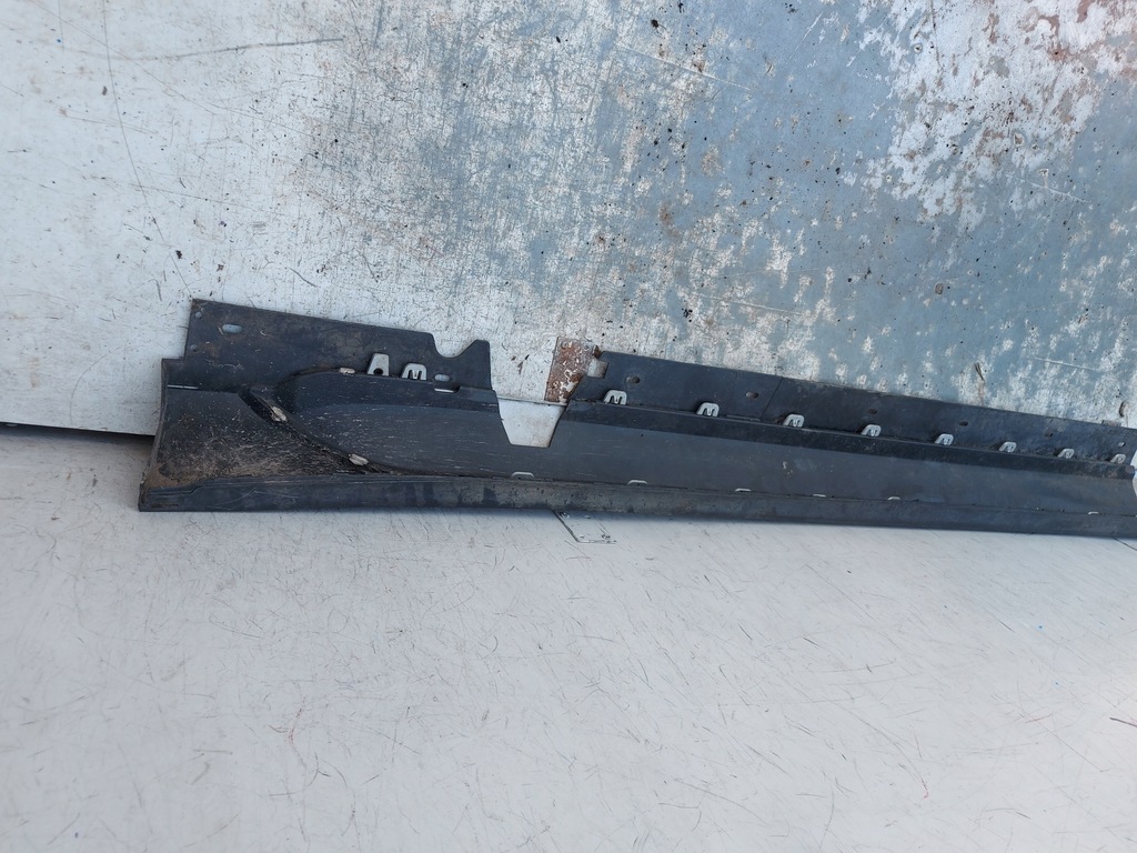 фото №10, Bmw x1 e84 x-line lift молдинг поріг поріг правий