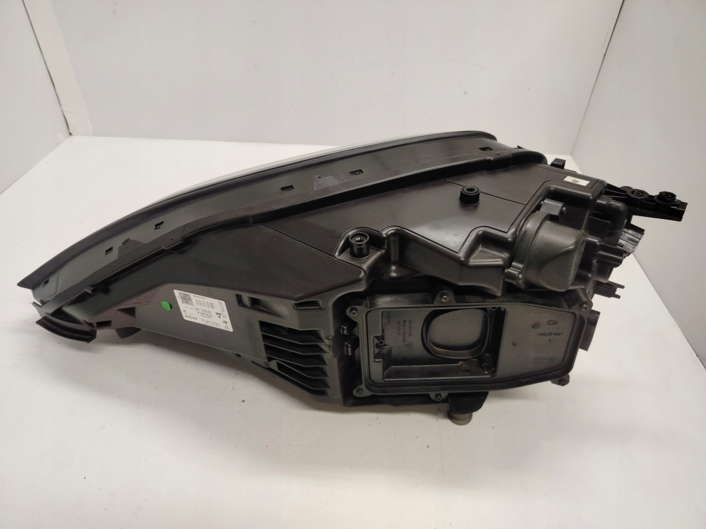 Porsche cayenne 9y рестайлинг  full led matrix фара правый Доставка