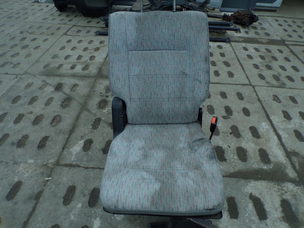 фото №1, Сидіння drugi ряд fikoł volkswagen transporter t 4 сидіння ламаний