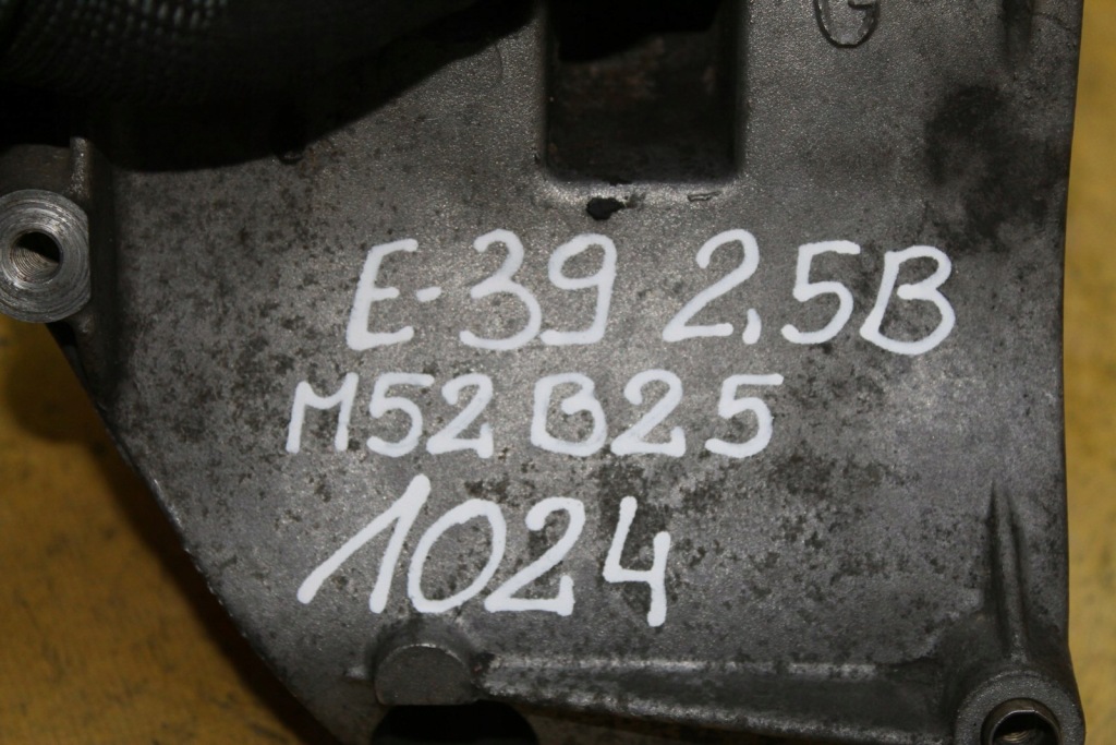 Кронштейн кондиционера bmw e39 e46 1432237 2.5 b с Разборки