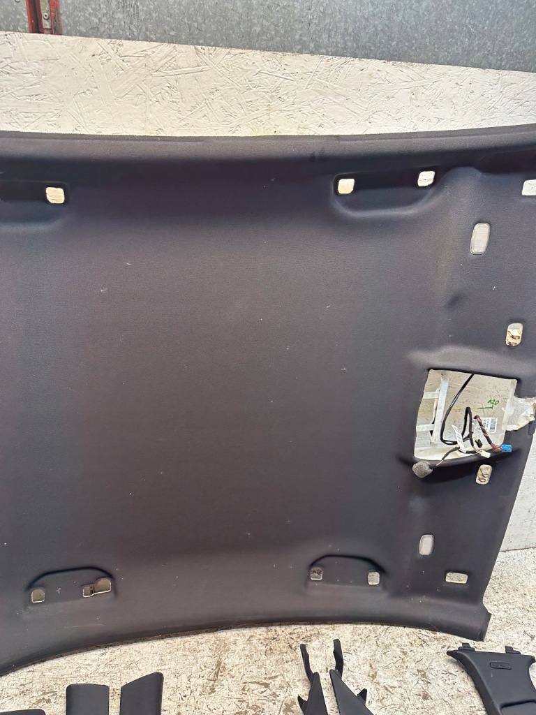 фото №4, Потолок mercedes w204 sedan amg комплект