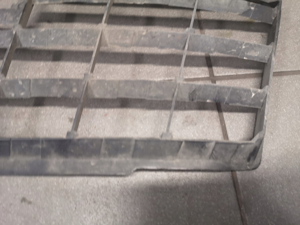 фото №8, Kartka підкрилок ліва audi a8 d3 4e0821171k