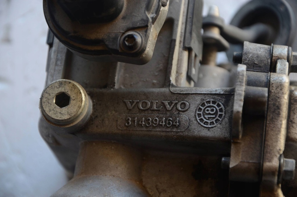 фото №5, Радиатор выхлопных газов egr + клапан egr p32203034 31439464 volvo s60