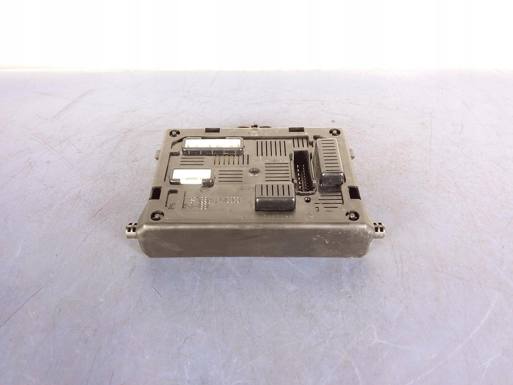 фото №1, Renault clio iii блок управления модуль bcm 8200652284