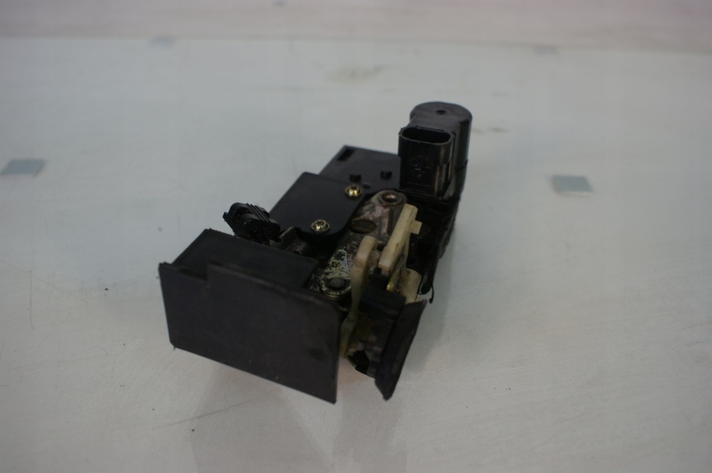 фото №4, Замок дверь правый задняя alfa romeo ar 156