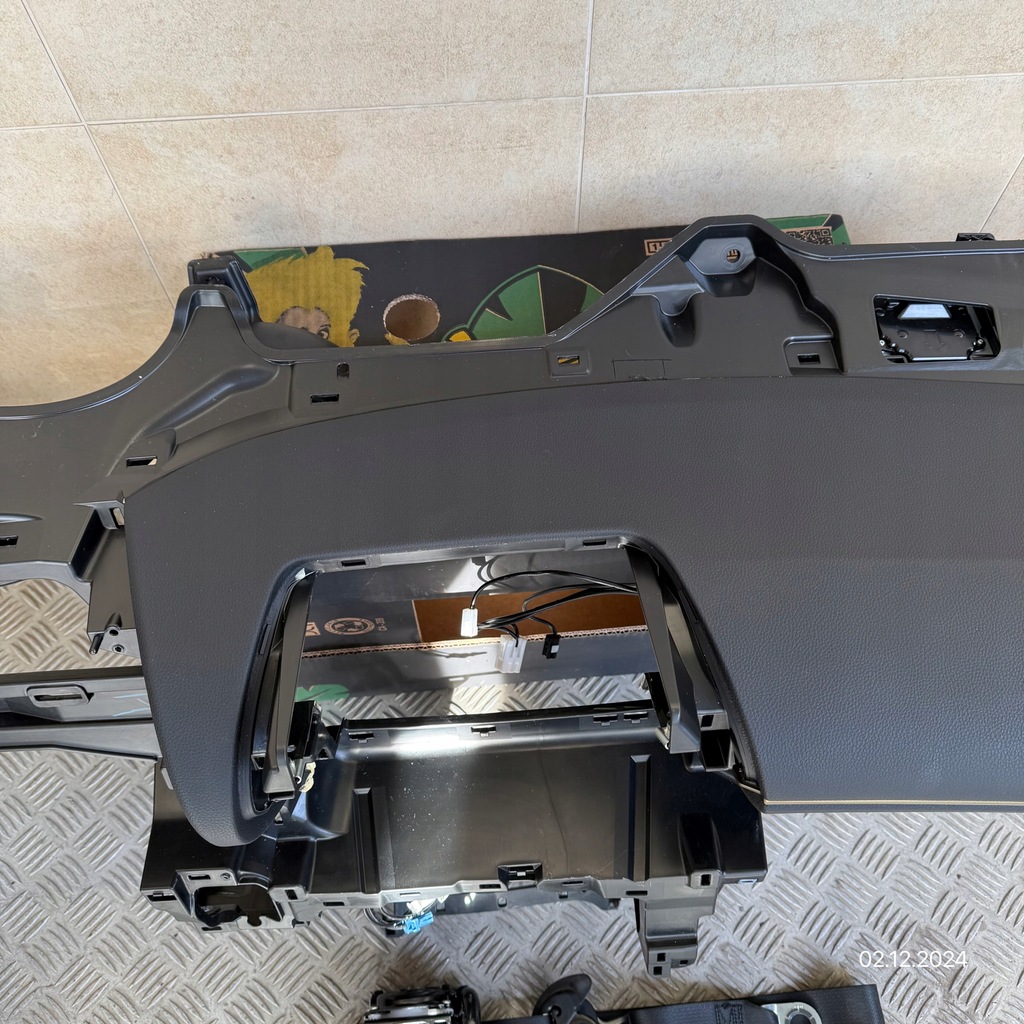 фото №7, Приборная панель комплектная подушка безопасности консоль ремни приборная панель toyota yaris cross 2023 rok