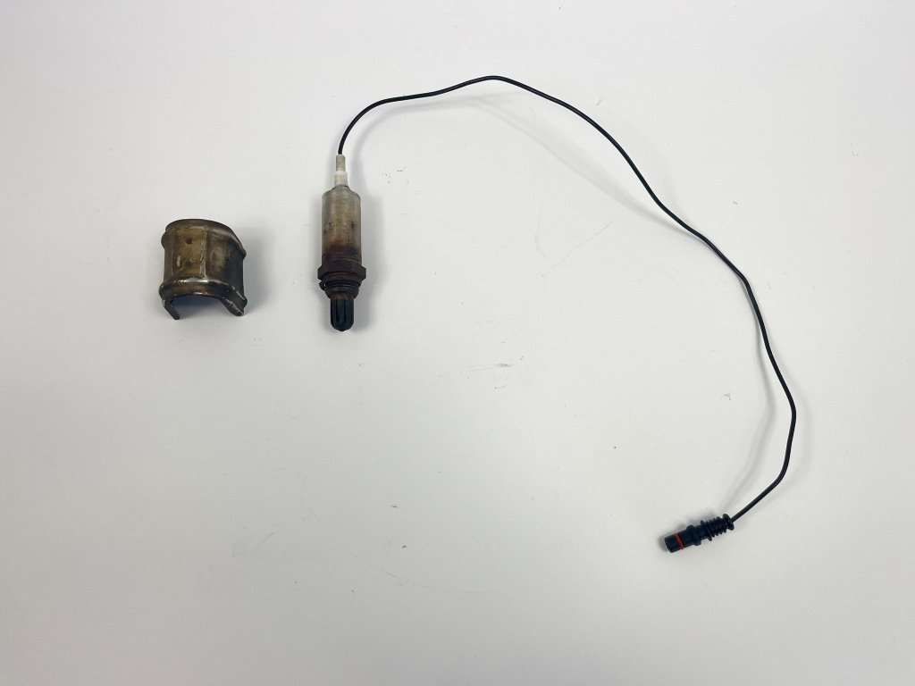 Купити Датчик лямбда-зонд mercedes r107 380sl 0258001060