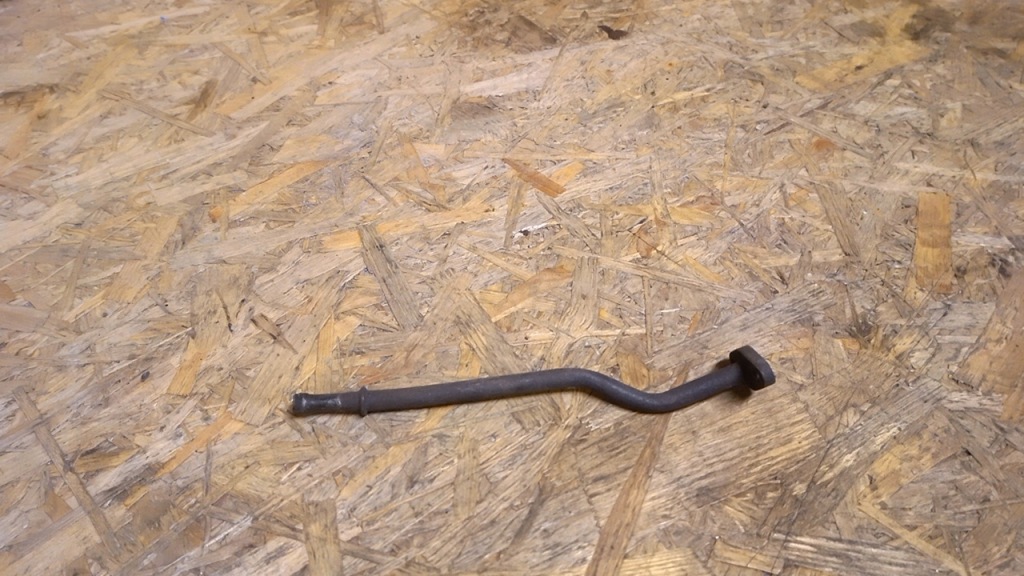 фото №3, Nissan almera tino 2,2 di трубка масла