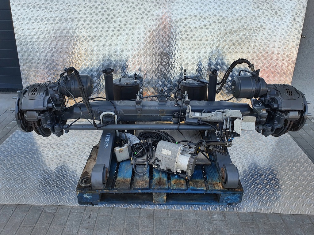 фото №1, Балка osi поворотна scania r s