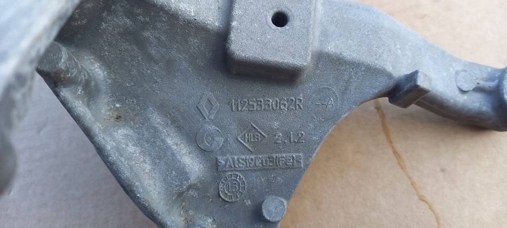 фото №4, Кронштейн коробки передач renault clio iv 0.9 tce